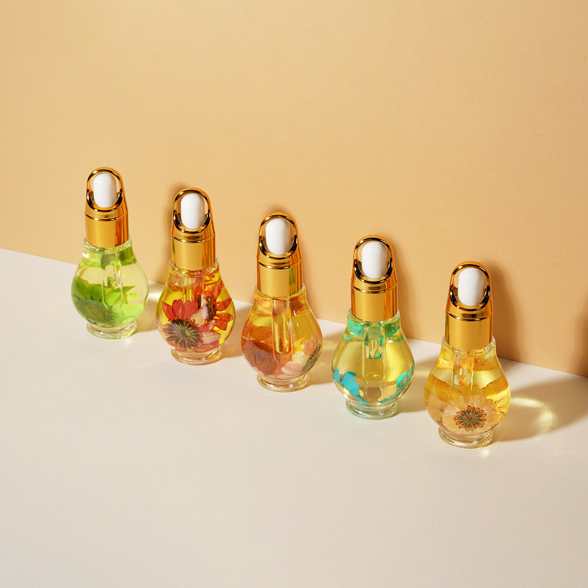 EXTREME+ Holiday Oil Kit with Dropper, Lavender, Strawberry, Lemon, Jasmine, Pear
